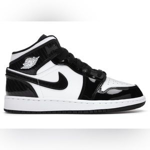 Jordan 1 Mid Carbon Fiber